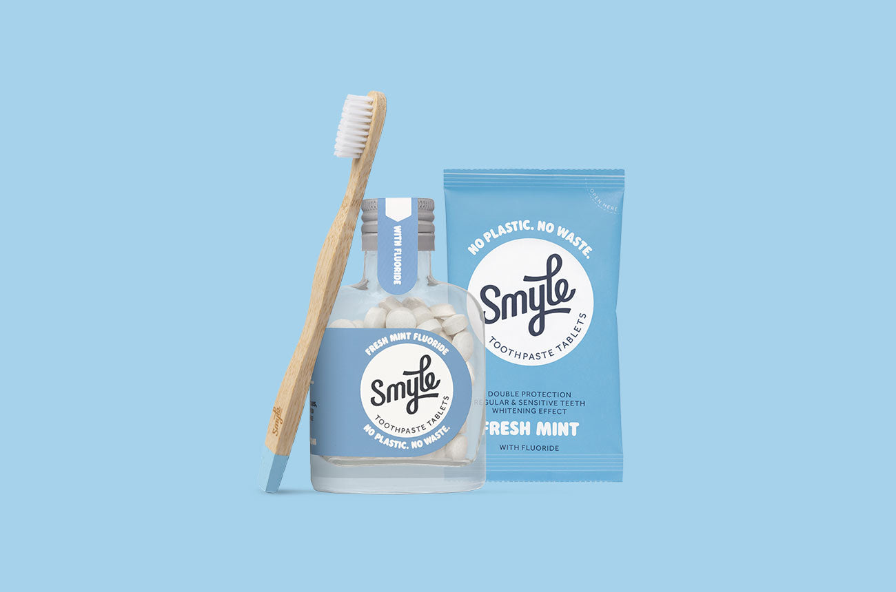 HOW TO USE SMYLE TOOTHPASTE TABLETS?